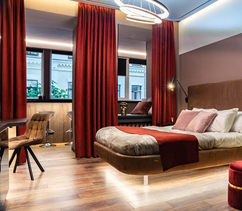 Luxury Upscale Apartments On 18 M Zhitomirska Kyiv