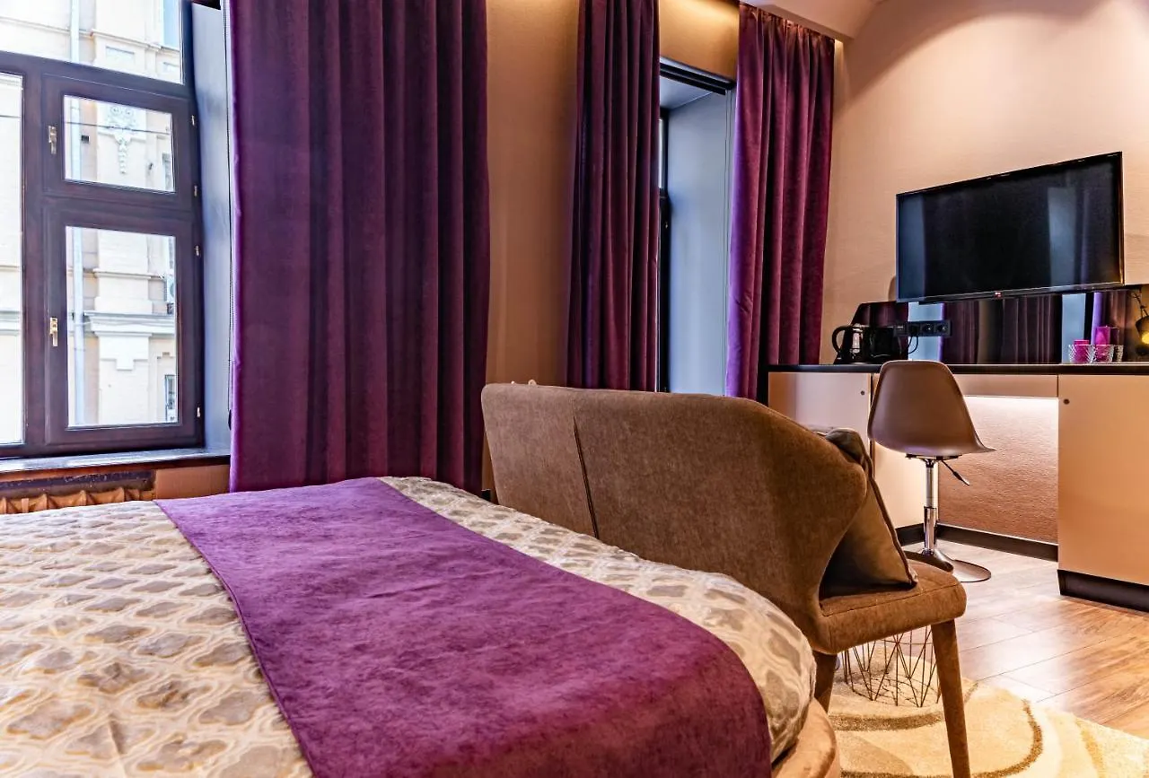 Luxury Upscale Apartments On 18 M Zhitomirska Kyiv Ukraine