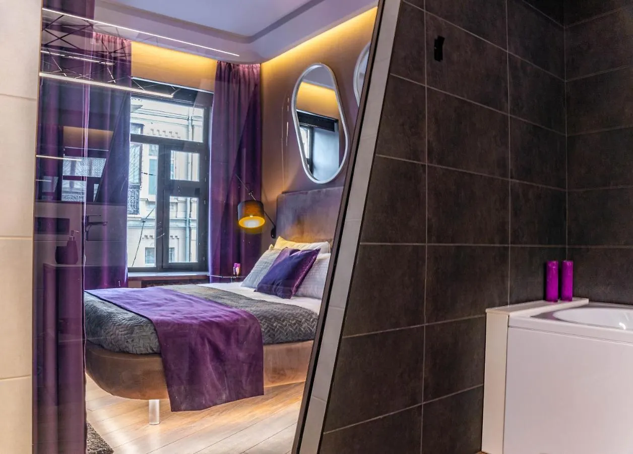 Luxury Upscale Apartments On 18 M Zhitomirska Kyiv