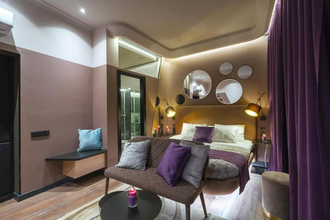 Luxury Upscale Apartments On 18 M Zhitomirska Kyiv Ukraine