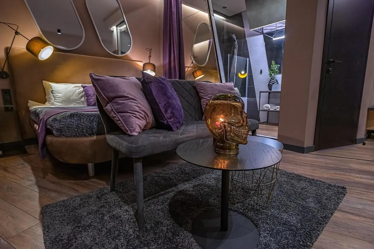 Luxury Upscale Apartments On 18 M Zhitomirska Kyiv